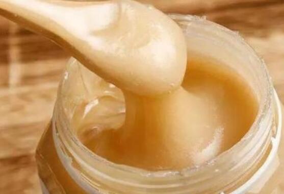 蜂蜜敷皮肤的作用与功效