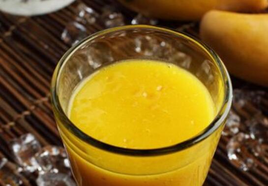 芒果果汁的功效与作用 喝芒果果汁的好处有哪些