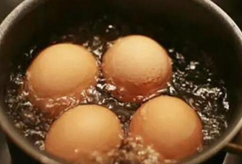 米醋煮鸡蛋的攻效