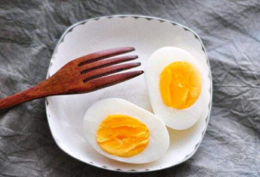 吃水煮鸡蛋的八大益处