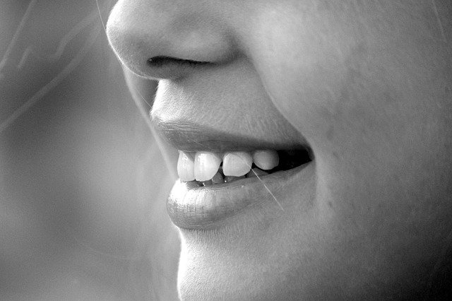 冷光美白牙齿能保持多长时间？需要注意哪些事项？